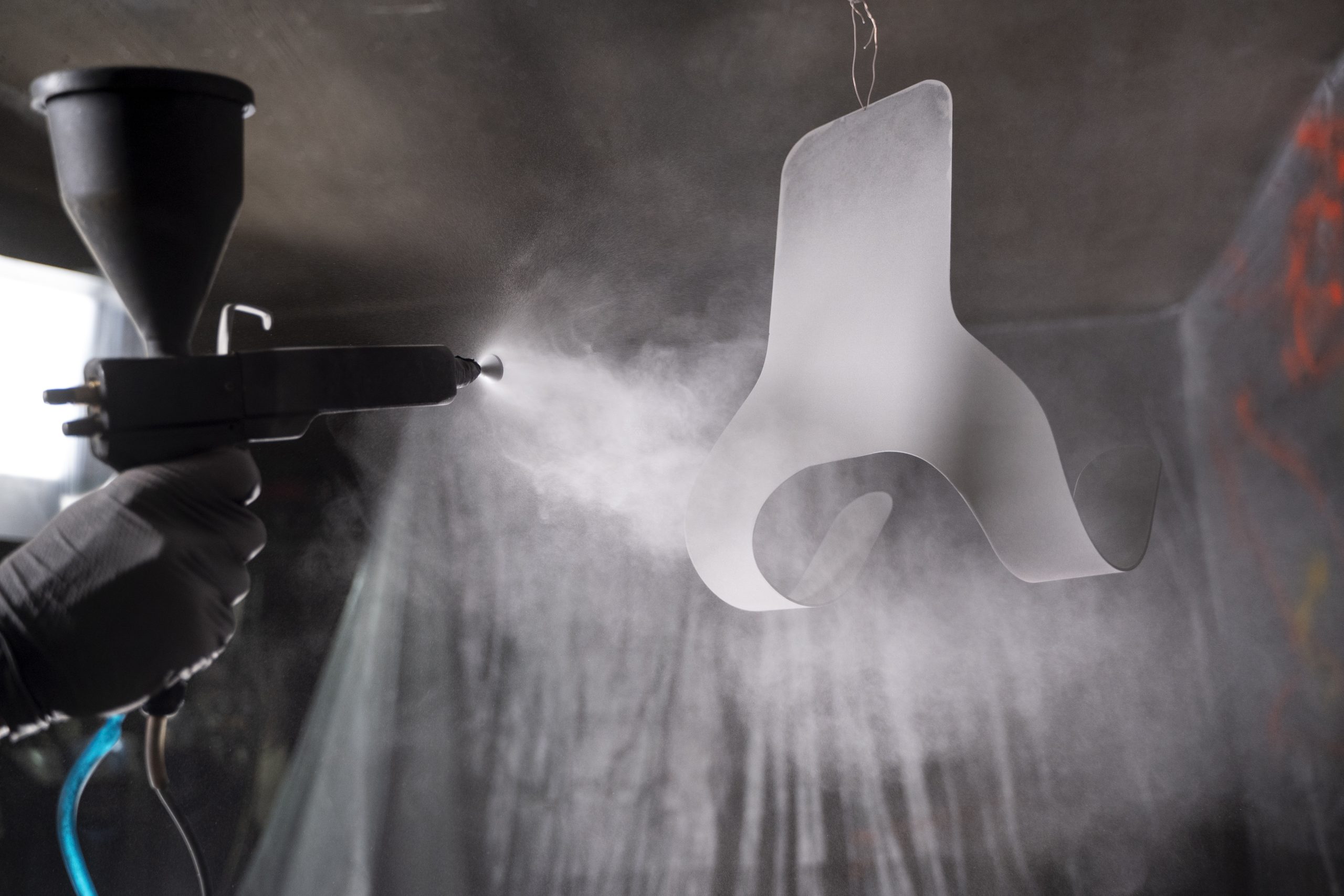 Powder Coating in Dubai: The Ideal Solution for Durable and Attractive Metal Finishes